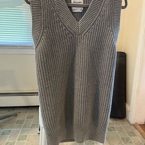 Abercrombie & Fitch Light Gray Sweater Vest